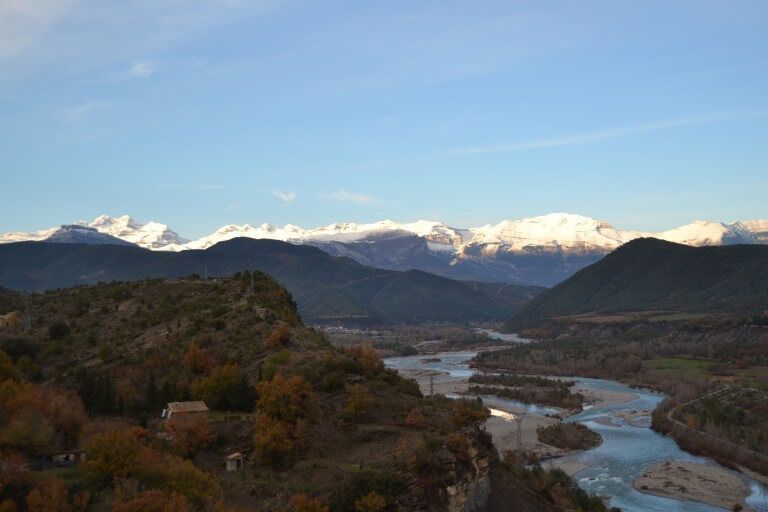 donde ir en semana santa por españa pirineo aragonés donde ir en semana santa por españa