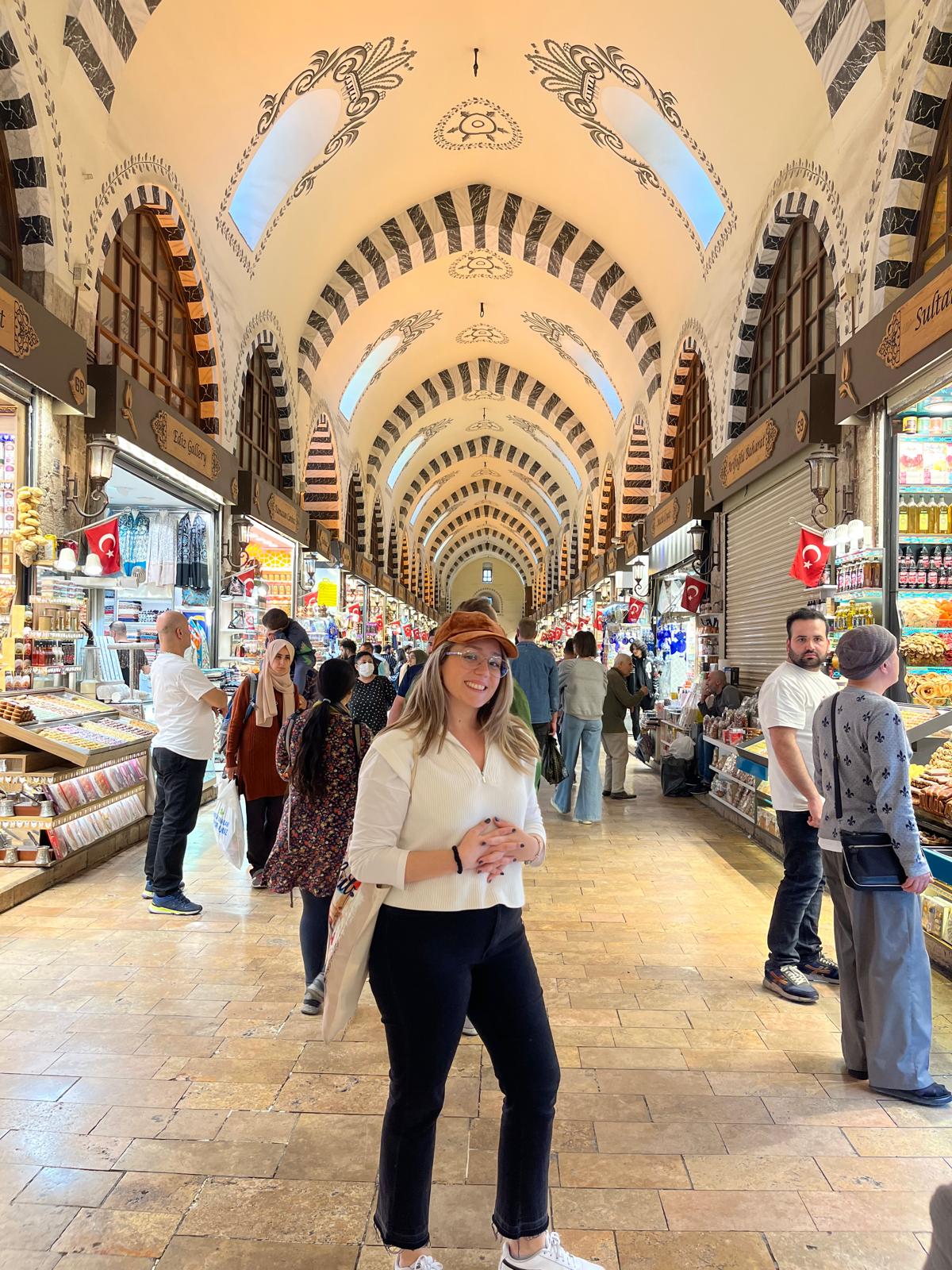 que hacer en estambul en 4 días Los bazares son una visita imprescindible en tu viaje a Estambul 4 días